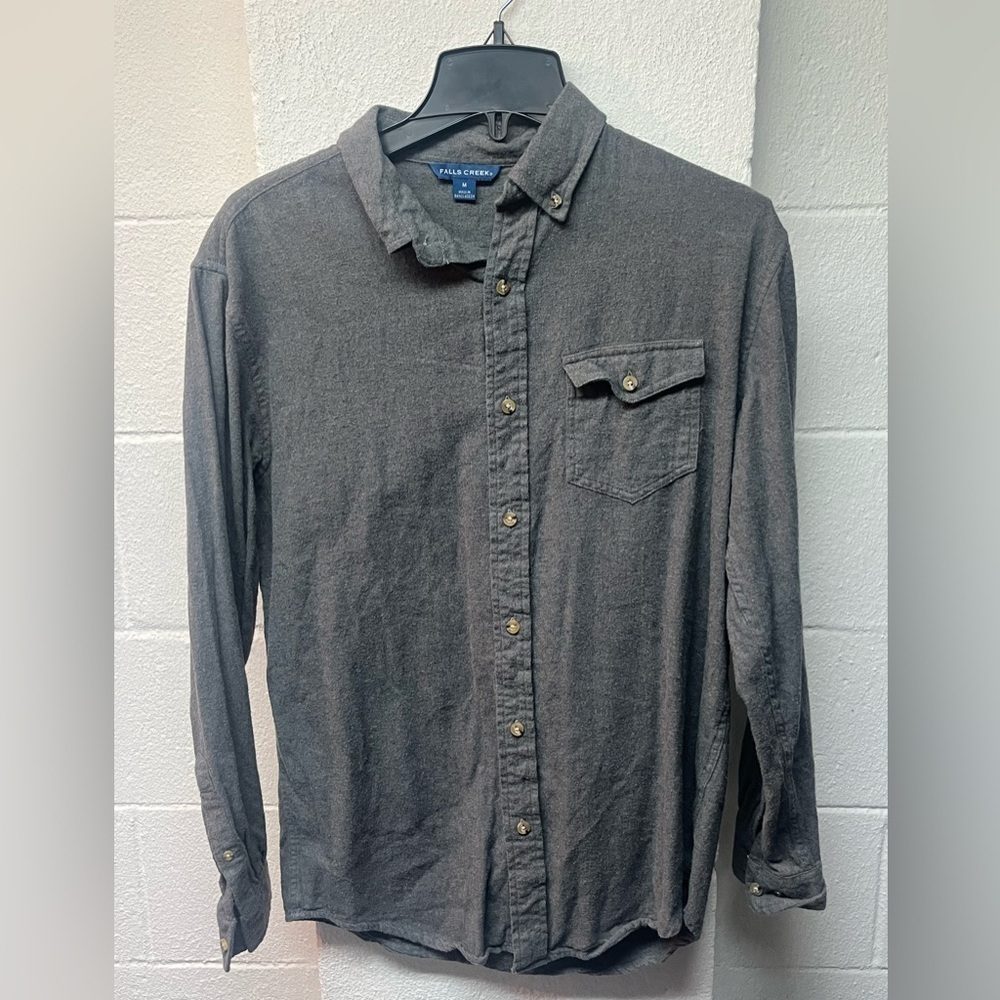 Falls Creek Solid Gray Flannel
Button Up Long Sleeve Shirt Size.